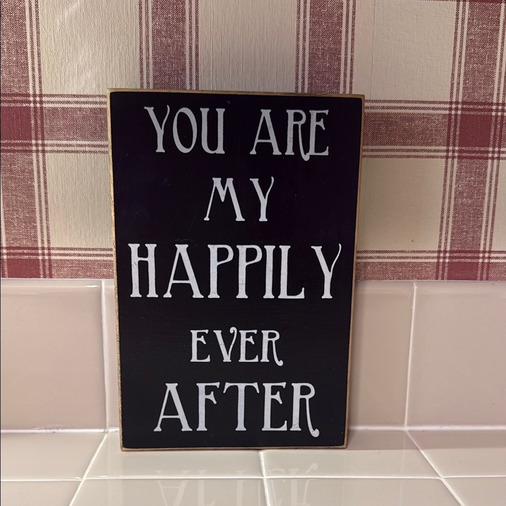Francesca's Collections Black and White Sign